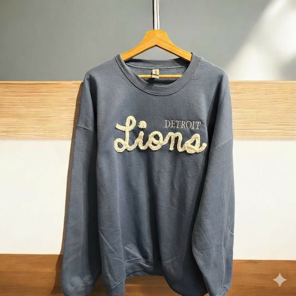 Lions chenille yarn embroidery sweatshirt, team spirit, school spirit, crewneck sweatshirt, Lions sweatshirt, custom made, cheer mom, fuzzy