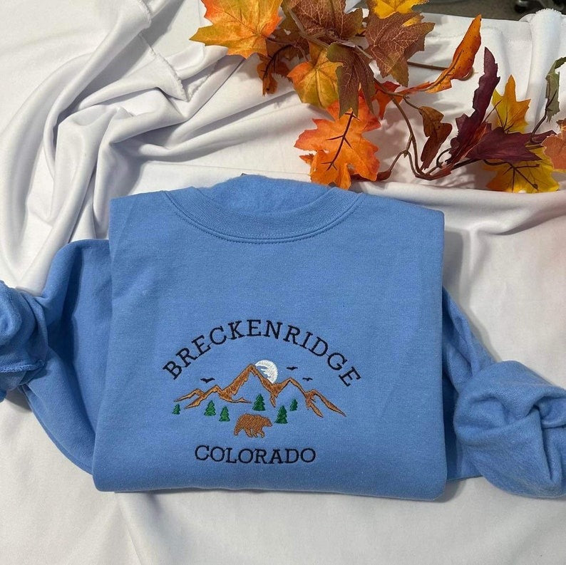 Embroidered Breckenridge Colorado Sweatshirt: Personalized Mountain Crewneck, Christmas gift idea for Colorado lovers