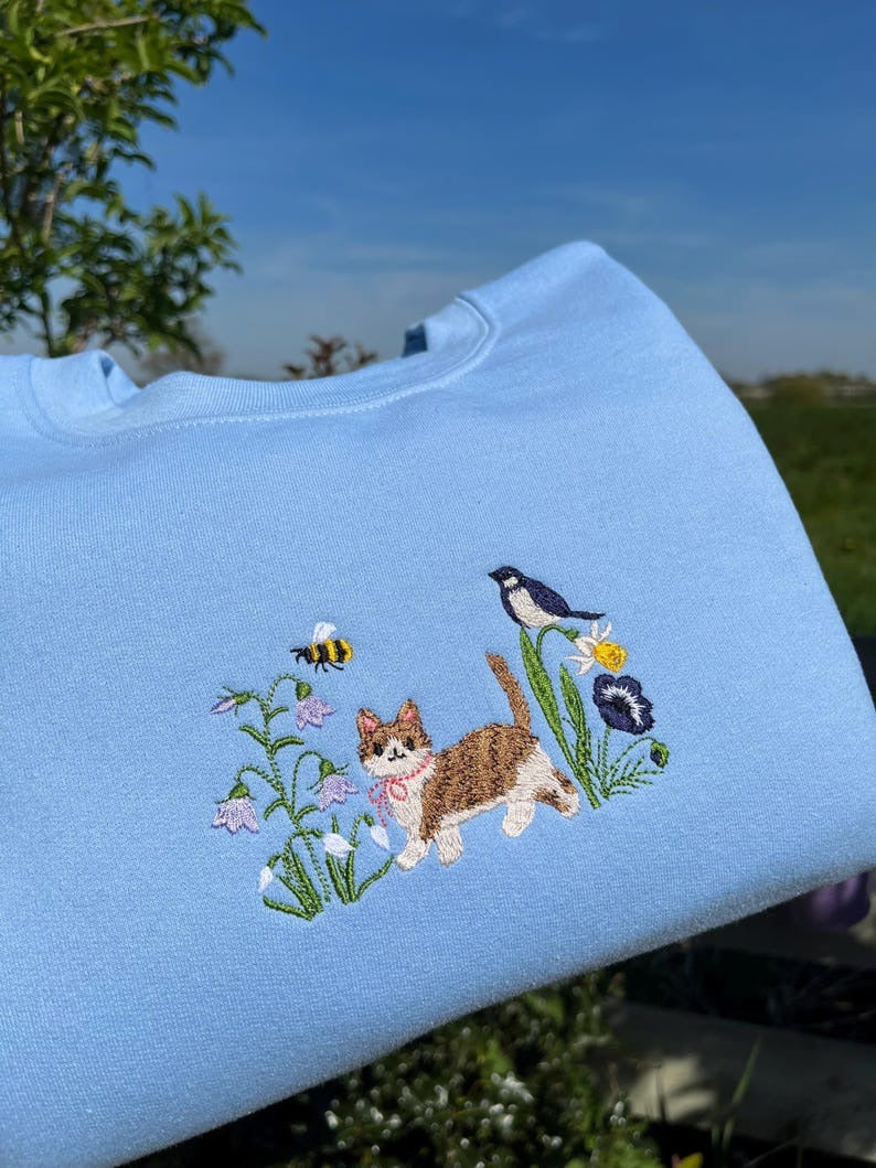 Spring Cat Wildflower Meadow Sweatshirt | Cute Cat Lover Gift