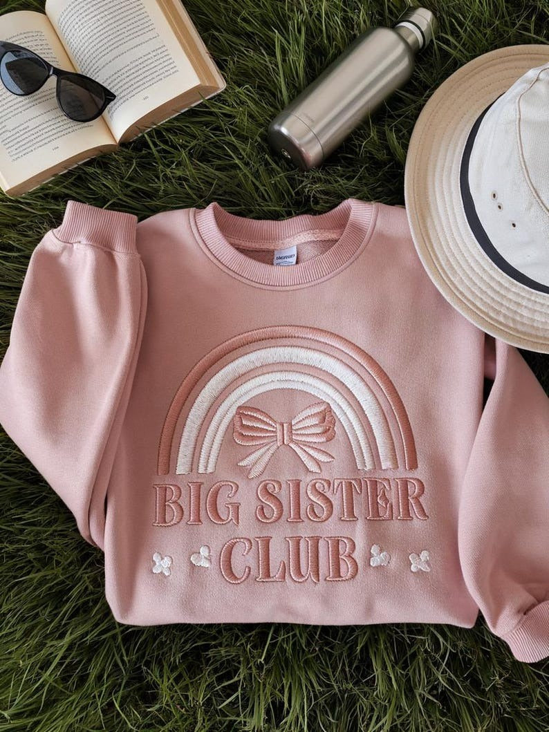 Embroidered Big Sister Club Sweatshirt ,Sweatshirt for Sibling Announcement, New Baby Sibling Shirt for Big Sisters, Baby Shower Gifts