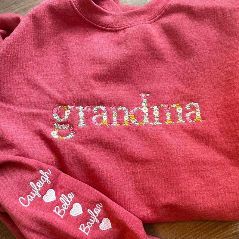 Embroidered Floral Mama Sweatshirt, Custom Mama And Mimi Sweatshirt, Nana, Gigi, Grandma Floral Shirt, Christmas Gift For Mama