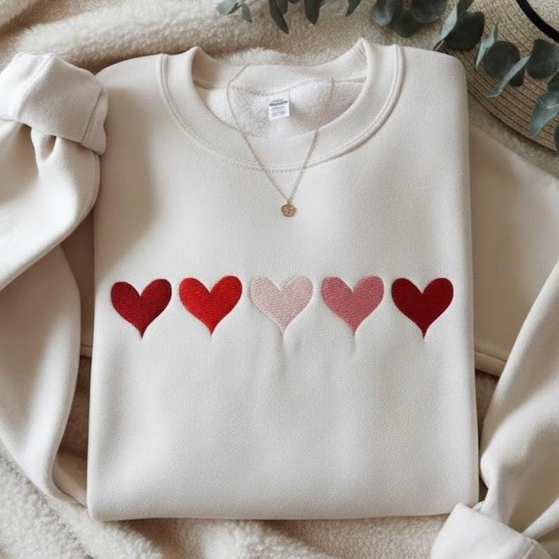 Heart Embroidered Sweatshirt, Minimal Heart Sweater, Valentine’s Day Crewneck, Cute Pink Red Heart Shirt, Romantic Valentine Gift for Her