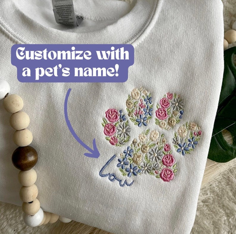 EMBROIDERED PAW PRINT Sweatshirt Cat Mom Gift Personalized Comfy Gift for Pet Lover Embroidered Dog Mom Sweatshirt Personalized Dog Mom Gift