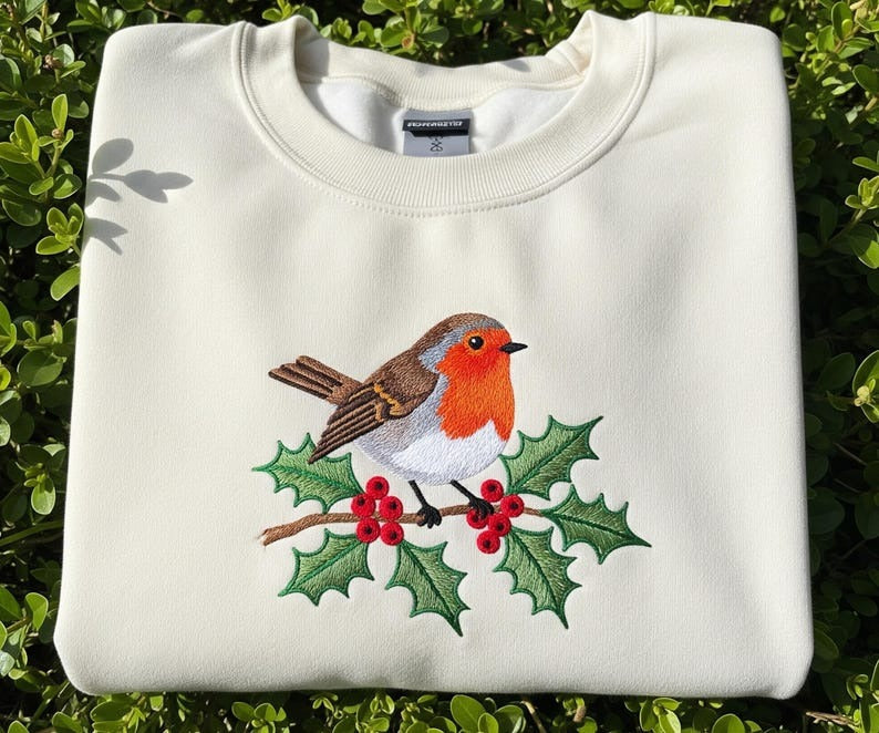 Embroidered Christmas Robin Sweatshirt, Holiday Bird Crewneck, Winter Nature Theme Top
