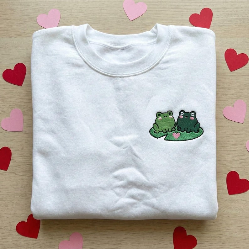 Embroidered Frog Couple Sweatshirt, Lilypad Frogs Hoodie, Cute Amphibian Crewneck, Green Frog Love Gift, Aesthetic Pond Animal Shirt